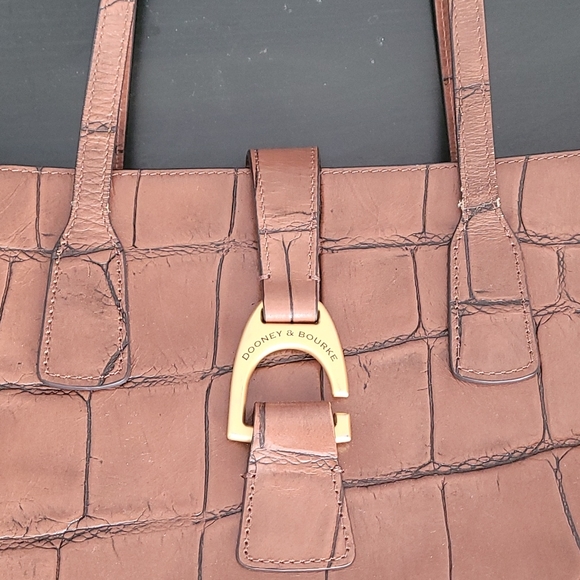 Dooney and Bourke satchel tote - Picture 5 of 8